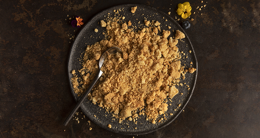 Almond crumble | Akis Petretzikis