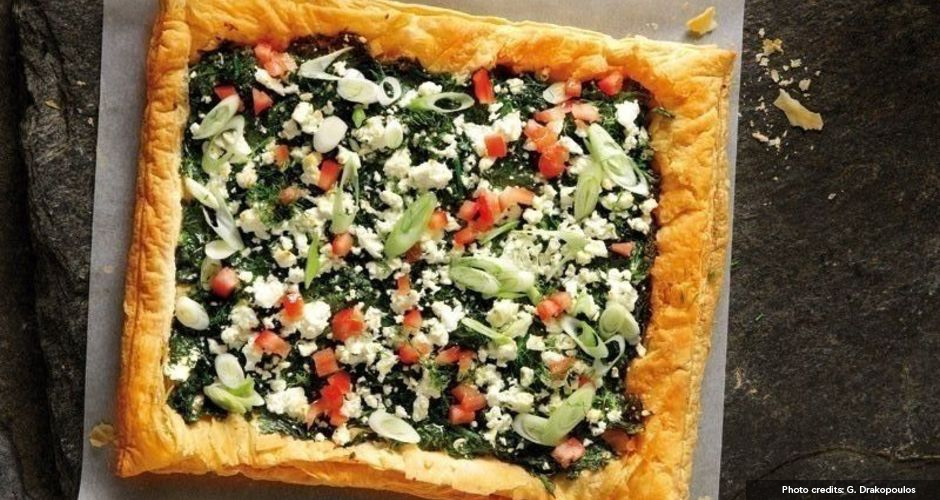 Easy Greek spinach pie | Akis Petretzikis