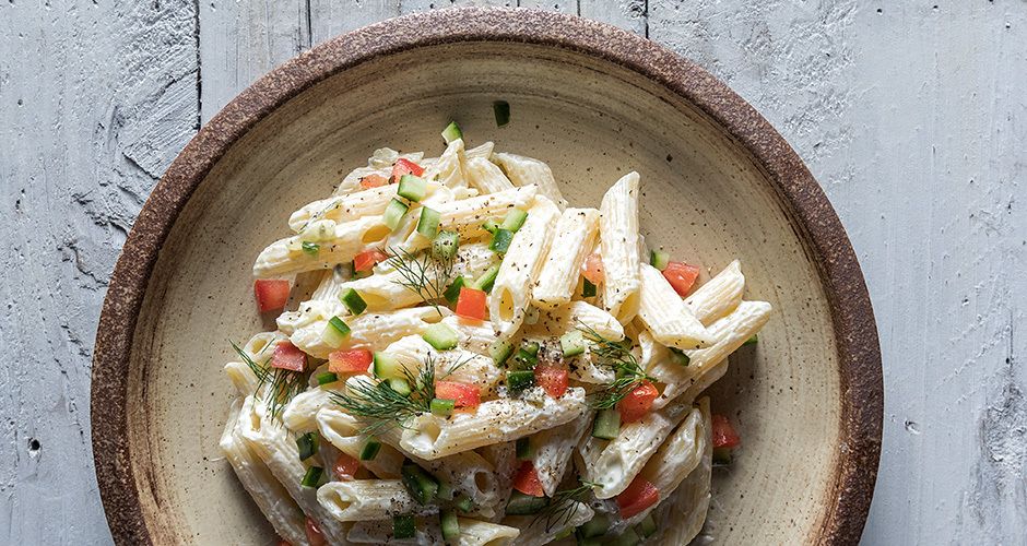 Pasta with Greek tzatziki sauce | Akis Petretzikis