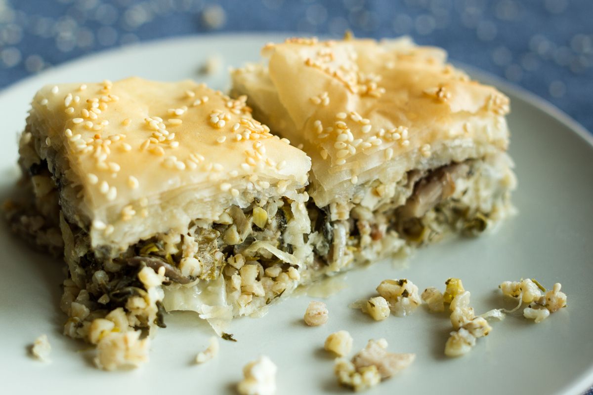 Πίτα με σπανάκι, πλιγούρι και μανιτάρια Άκης Πετρετζίκης