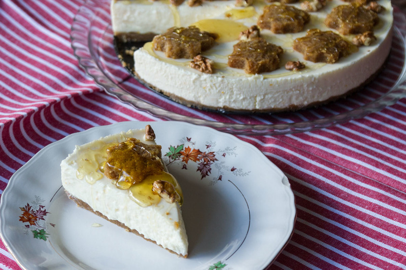 Cheesecake με μελομακάρονα